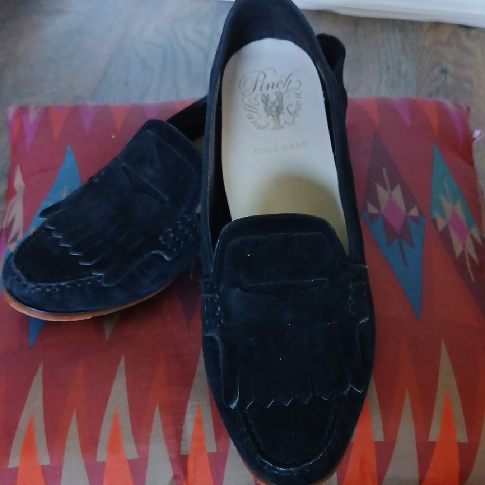 Cole Haan Pinch Black Suede Women's Loafers w/Fringe 8.5B